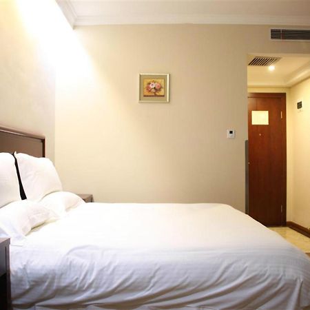 Greentree Inn Shanghai Zhongshan Hutai Hotel Kültér fotó