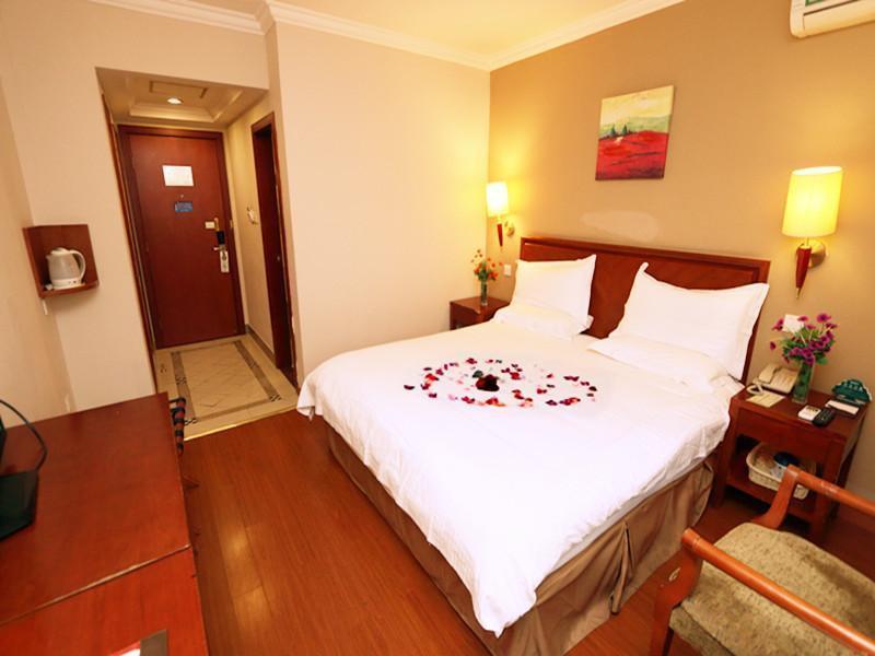 Greentree Inn Shanghai Zhongshan Hutai Hotel Kültér fotó